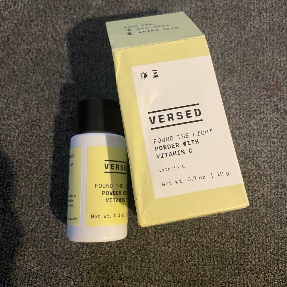 VERSED - Found The Light Powder with Vitamin C - Aging -New In Box 3oz